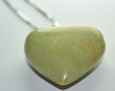 Jade Heart Pendant of Luck and wealth3