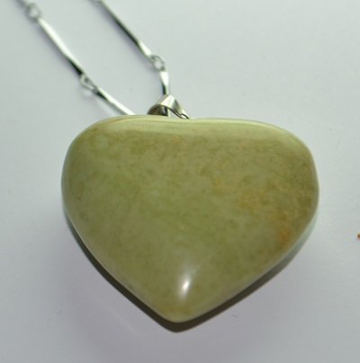 Jade Heart Pendant of Luck and wealth7