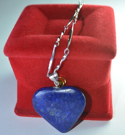 lapis pendant for love.
