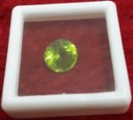 peridot very stylish cutting like diamond..